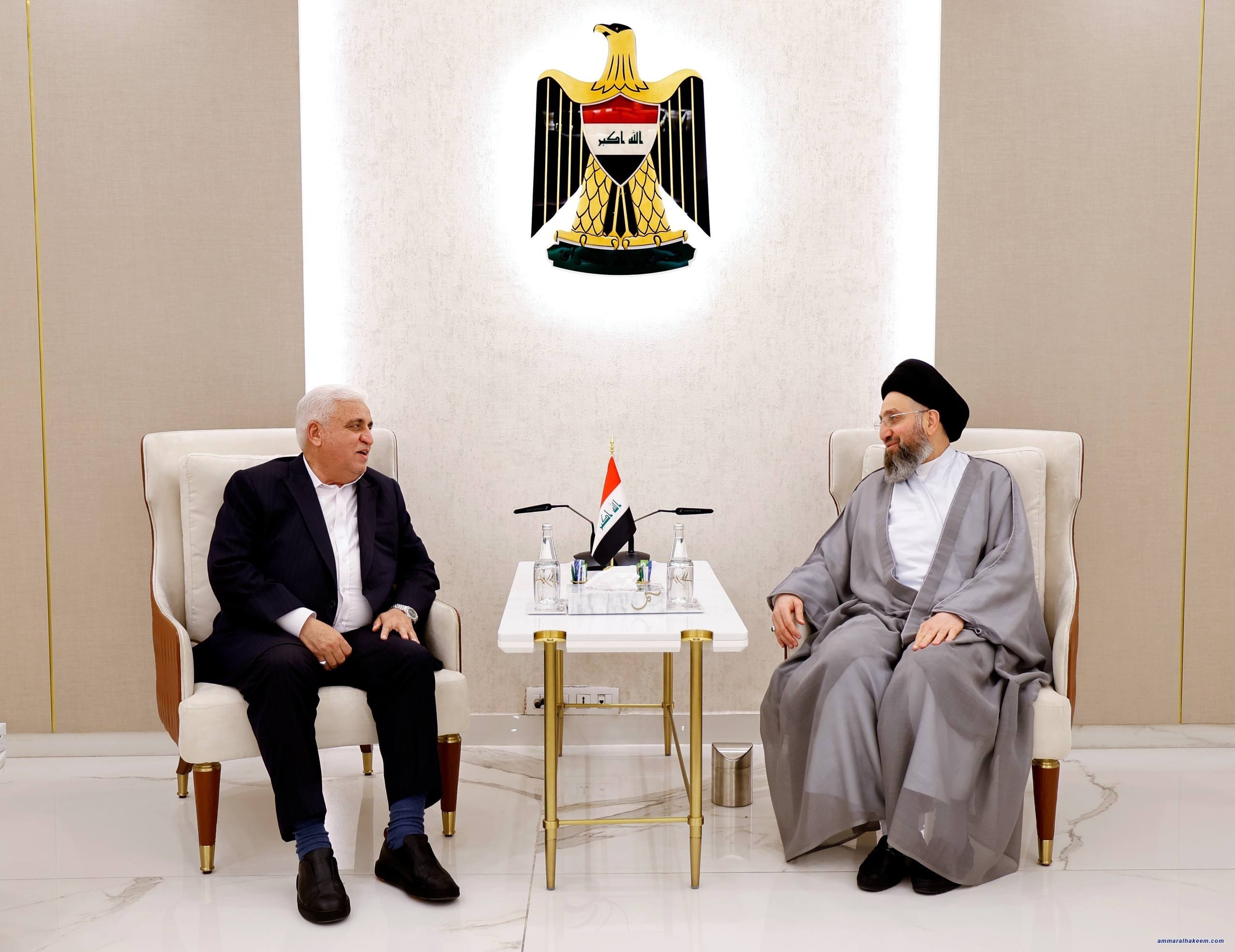 السيد الحكيم يؤكد أهمية دور الحشد الشعبي في تحقيق الإنجازات الأمنية والحفاظ عليها
