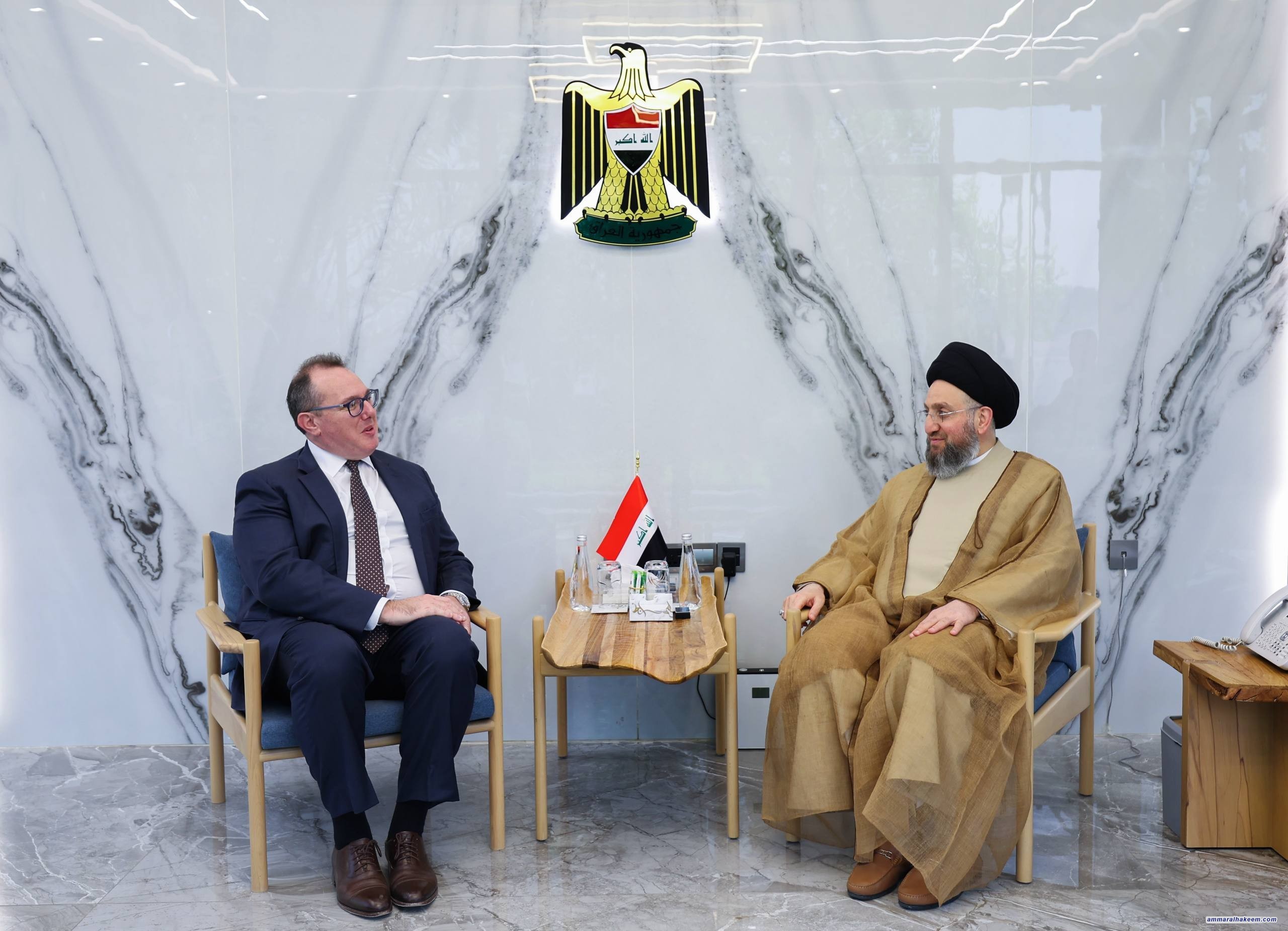 السيد الحكيم يشدد على اعتماد الحوار لحل الإشكالات وتعزيز الاستقرار