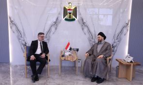 السيد الحكيم يؤكد لسفير الاتحاد الأوروبي أهمية الشراكات الاقتصادية وتسريع تشكيل الحكومة ودعم الاستقرار الإقليمي