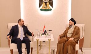 السيد الحكيم يلتقي وفد كتلة صويانا يؤكد على صون حقوق المكوّنات وضمان تمثيل المسيحيين وتشجيع عودة المهاجرين