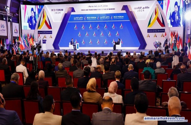 السيد الحكيم .. قانون الانتخابات يجب ان يعبر عن فلسفة النظام السياسي نيابيا ومحليا وغير محكوم بتوقيت وبلا تغالب