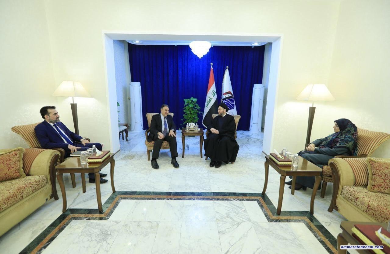 السيد عمار الحكيم يشدد على ضرورة ان ينعم المواطن العراقي بكهرباء مستمرة وامنة