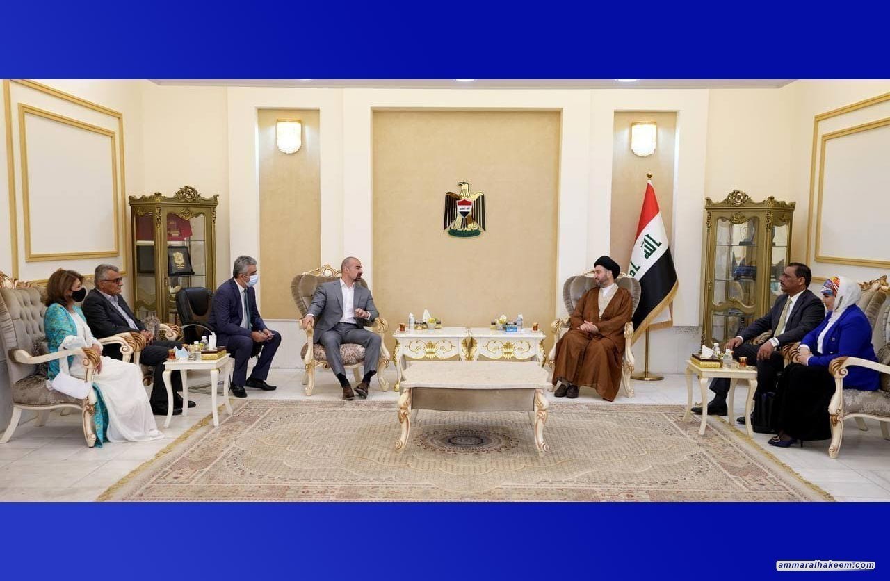 بةرِيَز عةممار حةكيم لةطةلَ باظلَ تالَةباني ثةرةسةندني ديمةني سياسي و هةلَبذاردني ثيَشوةختةيان تاووتويَ كرد.