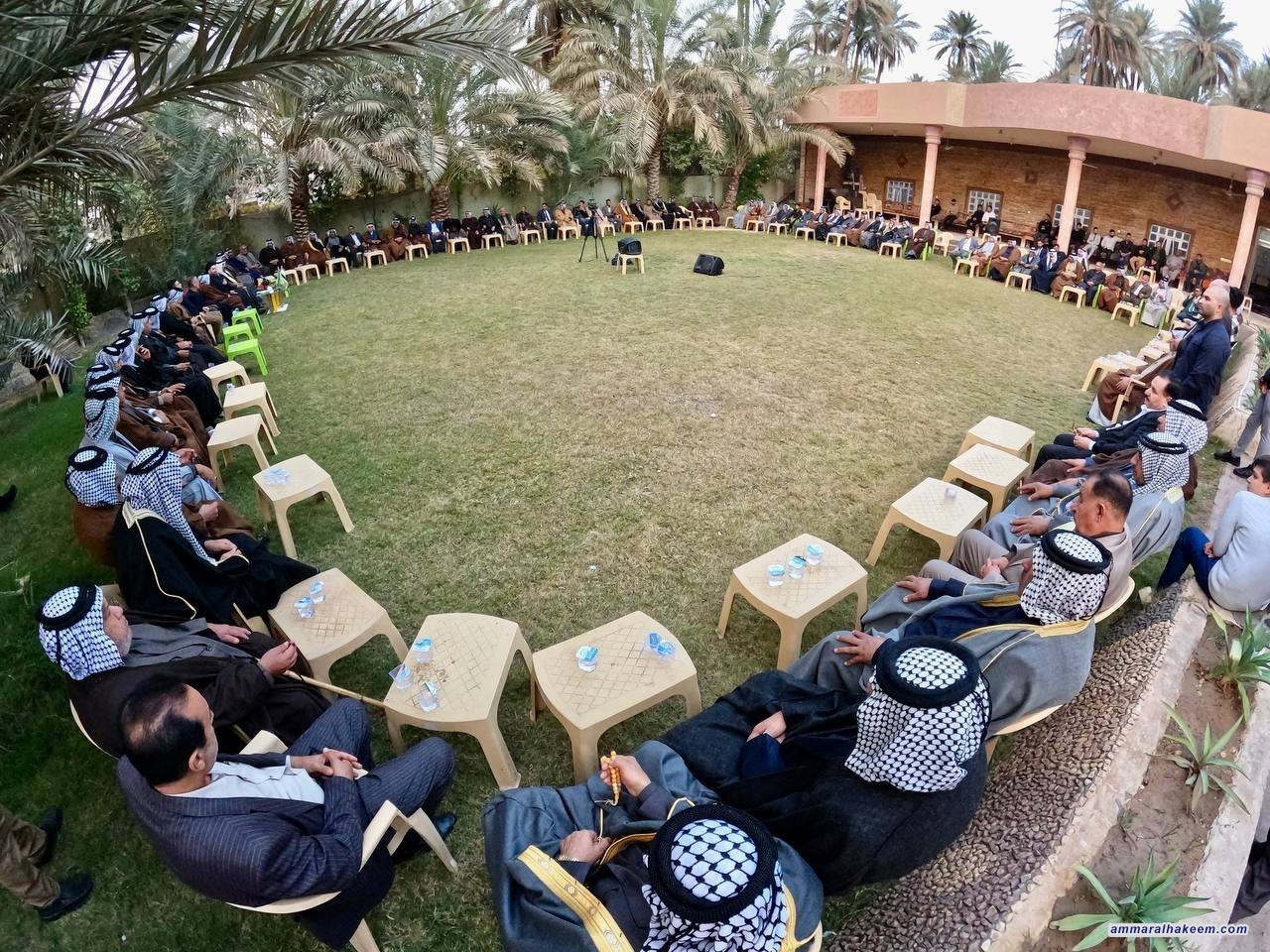 سەماحەتی حەكیم لەڕووی دەستكەوتەكان لەسەر ئاستی بنیاتنان و خزمەتگوزاری ستایشی كەربلا دەكات