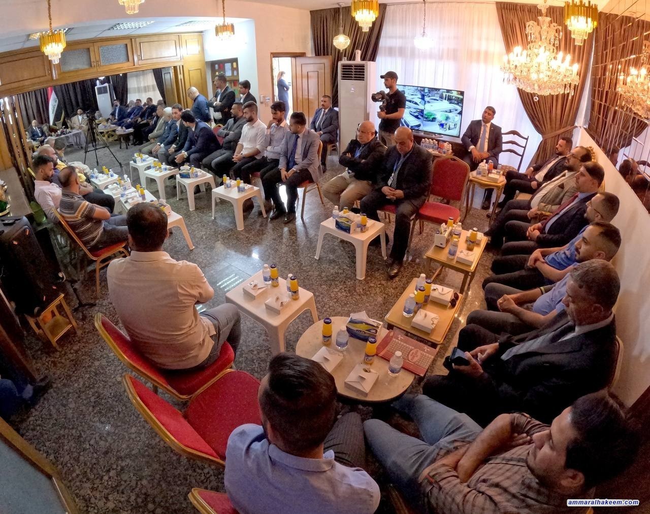 سەماحەتی حەكیم  بەبۆنەی ڕۆژی جیهانی بەیەكەوە ژیان بەئاستی سەردانی بارەگای دیانەتی زەردەشتی شاری بەغدا دەكات