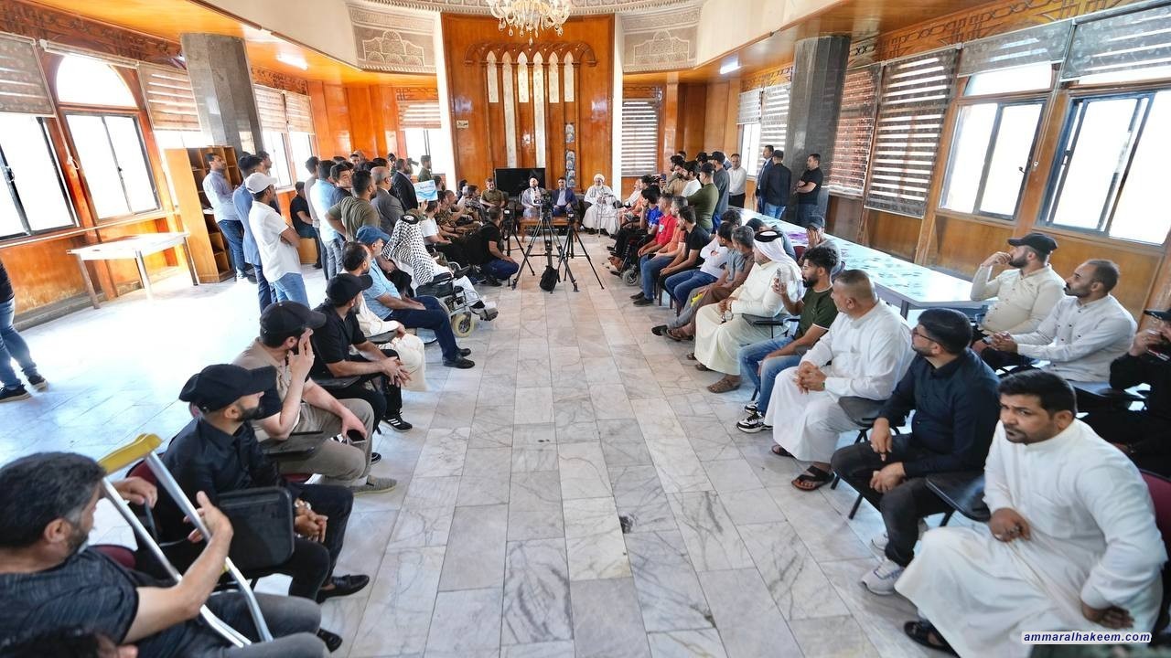 سەماحەتی حەكیم داوای دەستگرتن بە سیانەی مەرجەعیەت و دروشمەكان و هۆزەكان لە عێراق دەكات