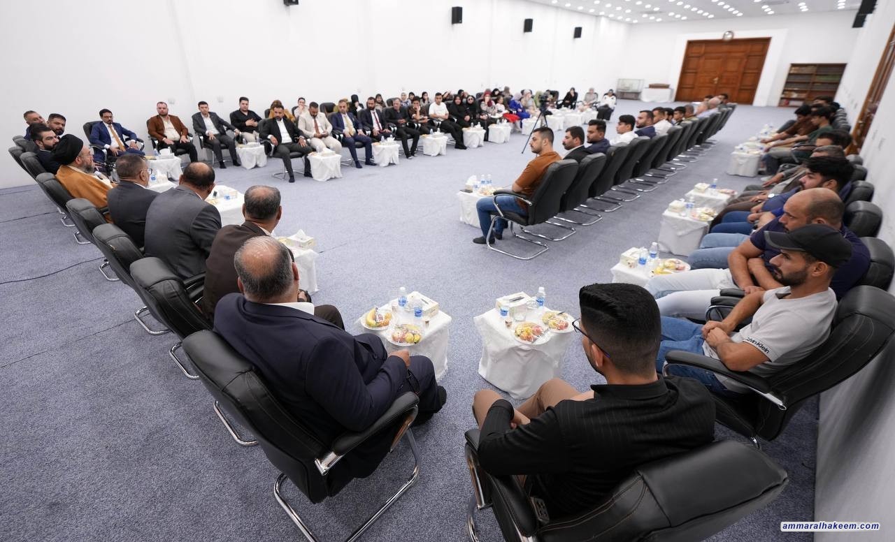 سەماحەتی حەكیم چاوی كەوت بە شاندێكی كوردە فەیلییەكان داوای یەكبوونی ئەو پێكهاتەیەی كرد